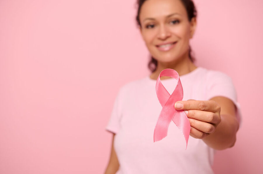Monabanq, Octobre Rose : une offre allant jusqu'à 300 euros d'offres, dont 20 euros versés à une association